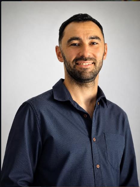 Carlos Mouta, fundador da EspetroLink e autor do livro.